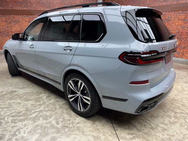 2026 Bmw X7 M60i photo 3