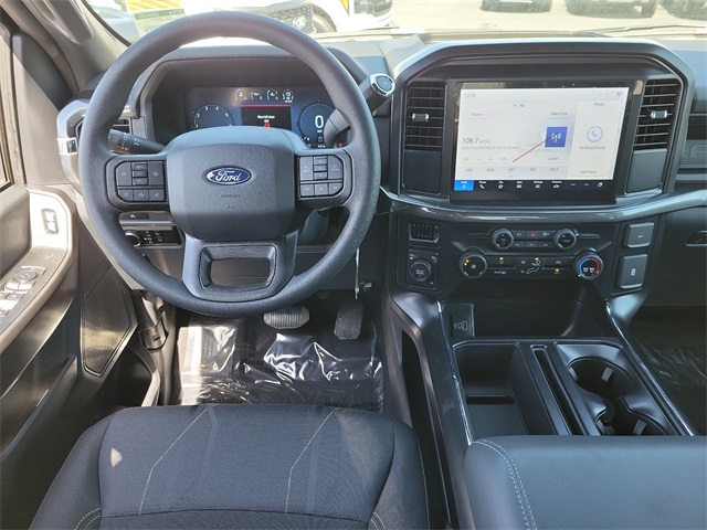 2025 Ford F-150 STX photo 4