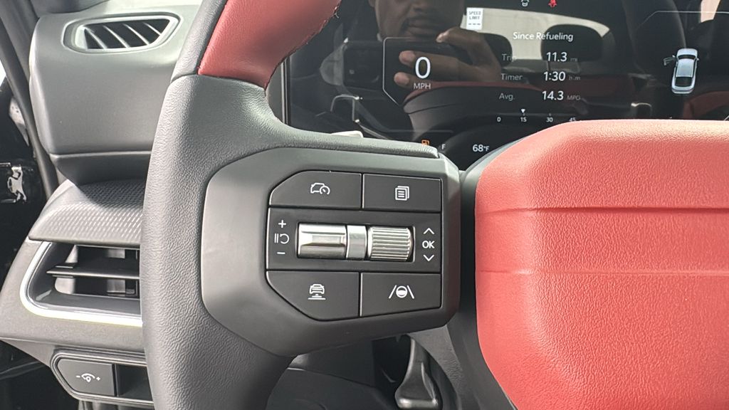 2025 Kia K4 GT-Line photo 18