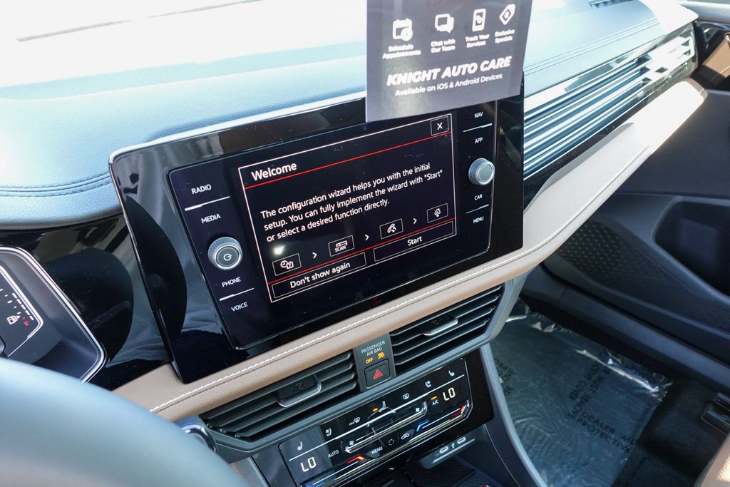 2025 Volkswagen Jetta 1.5T SEL photo 18
