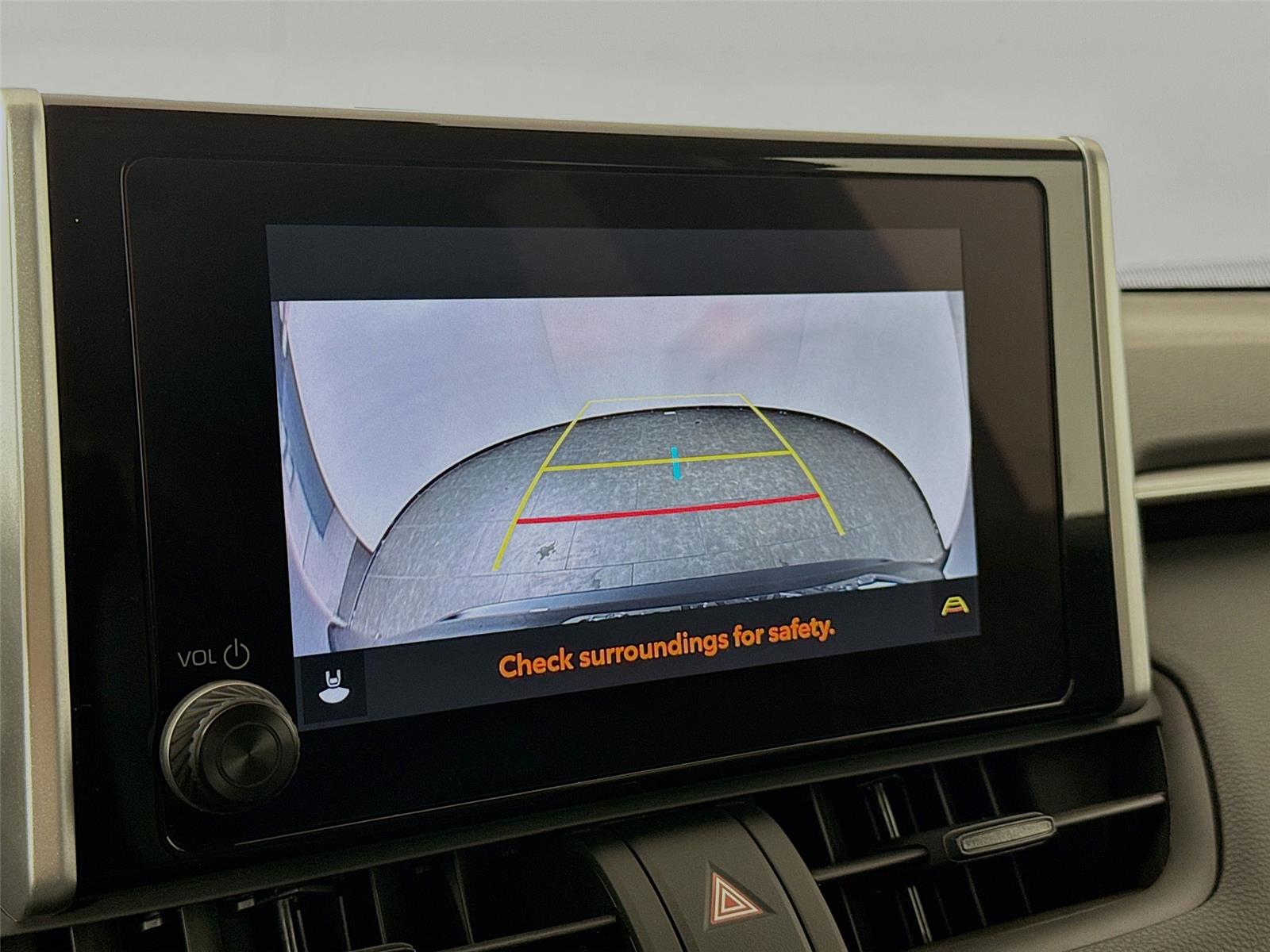 2024 Toyota RAV4 Hybrid XLE photo 23