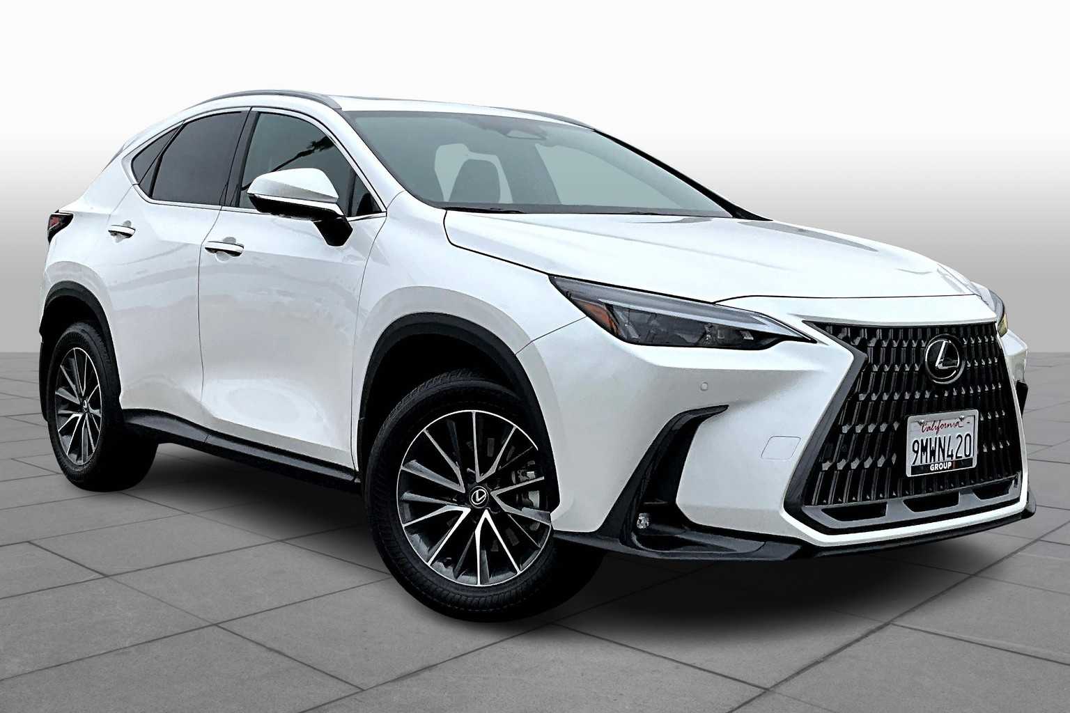 2025 Lexus NX Premium photo 2