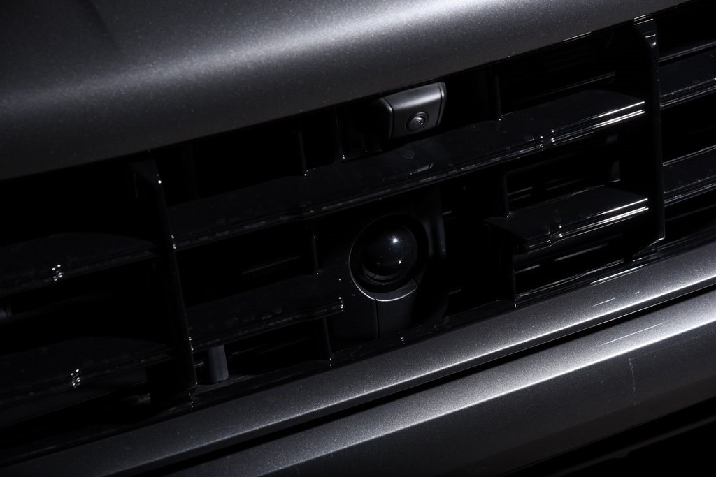 2025 Porsche Cayenne GTS photo 11