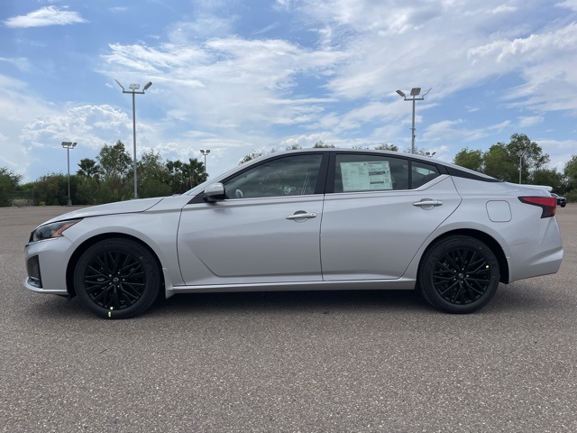 2025 Nissan Altima SV Special Edition photo 4