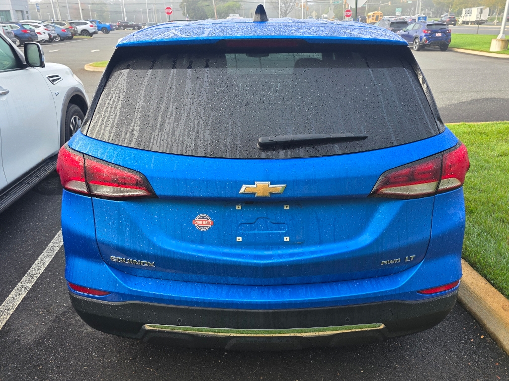 2024 Chevrolet Equinox LT photo 4