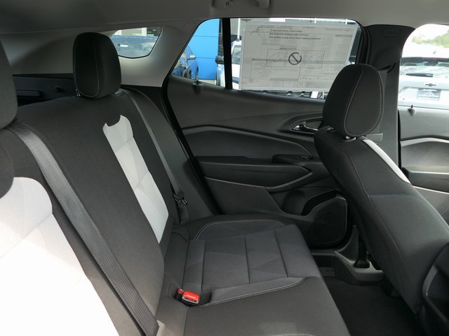 2026 Chevrolet Trax LS photo 18