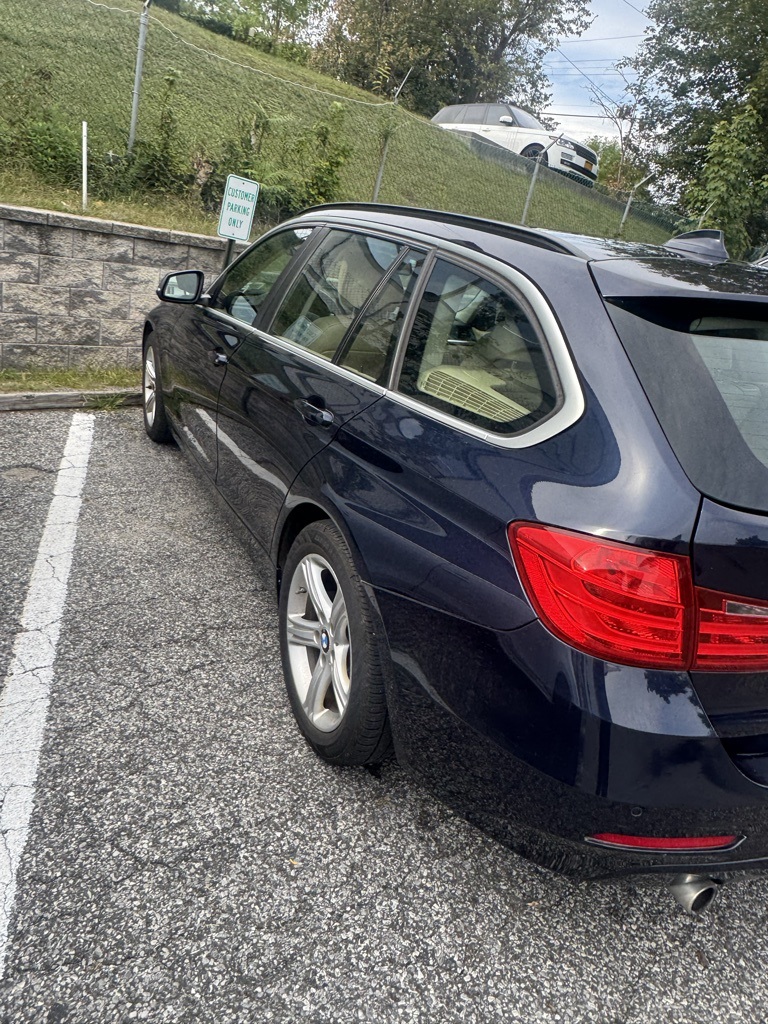 2015 Bmw 328d xDrive Sport Wagon photo 2