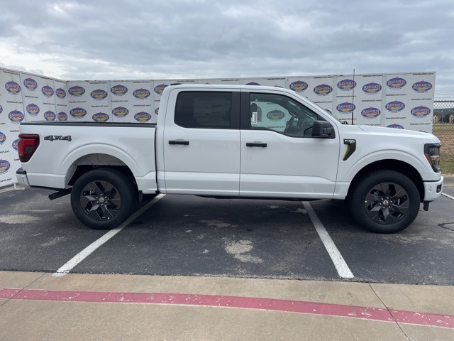 2025 Ford F-150 STX's photo