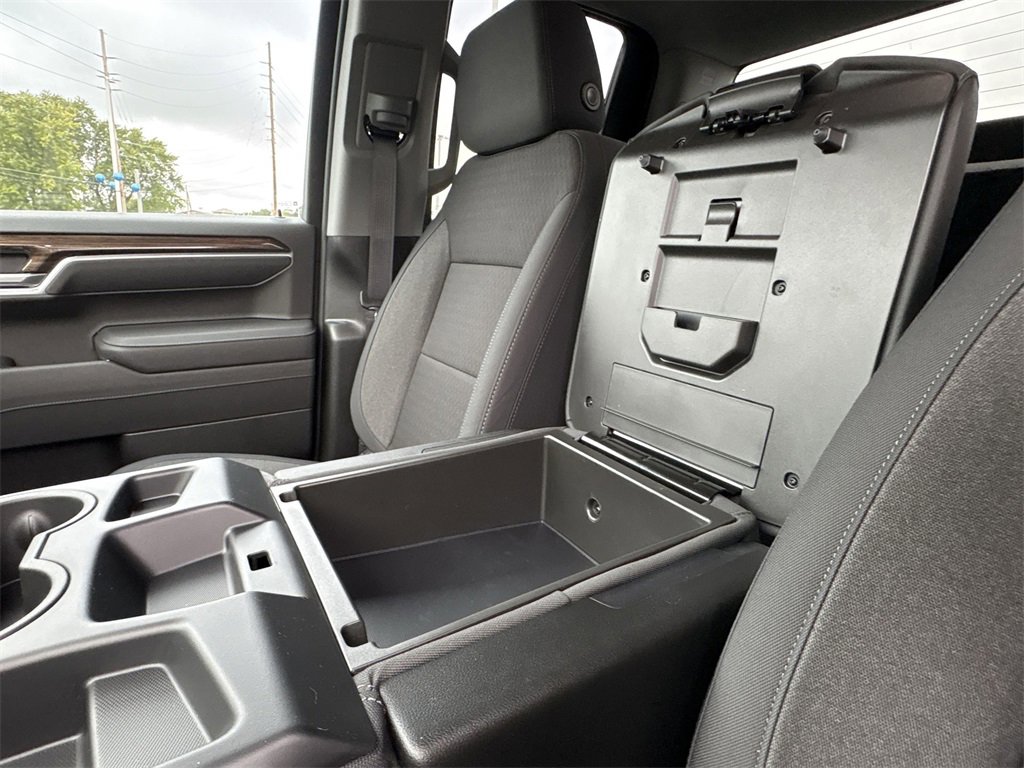 2026 Chevrolet Silverado 1500 LT photo 21
