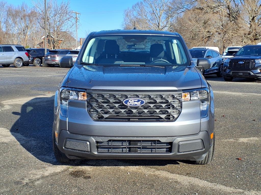 2025 Ford Maverick XL photo 2