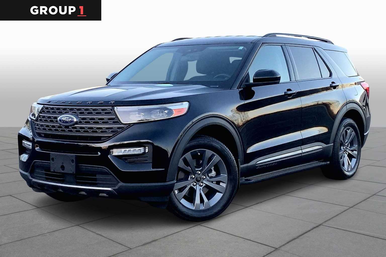 2023 Ford Explorer XLT's photo