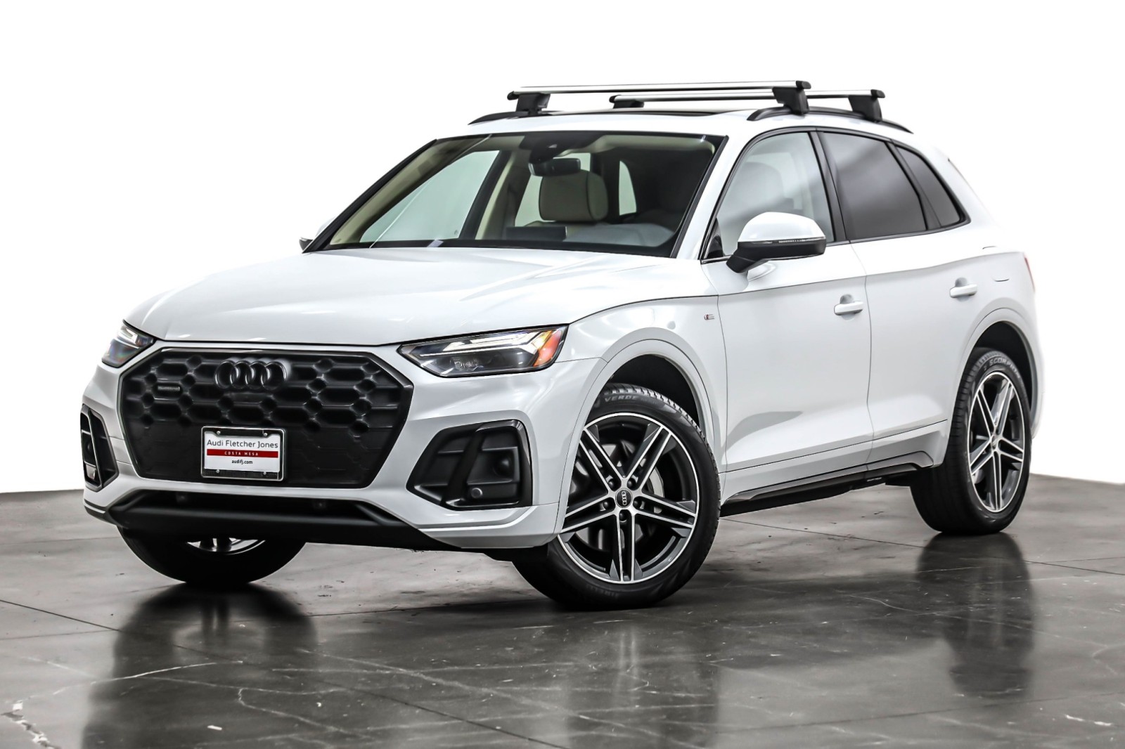 2023 Audi Q5 Premium Plus's photo