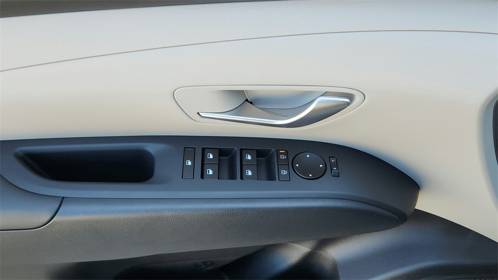 2025 Hyundai Tucson SEL photo 28