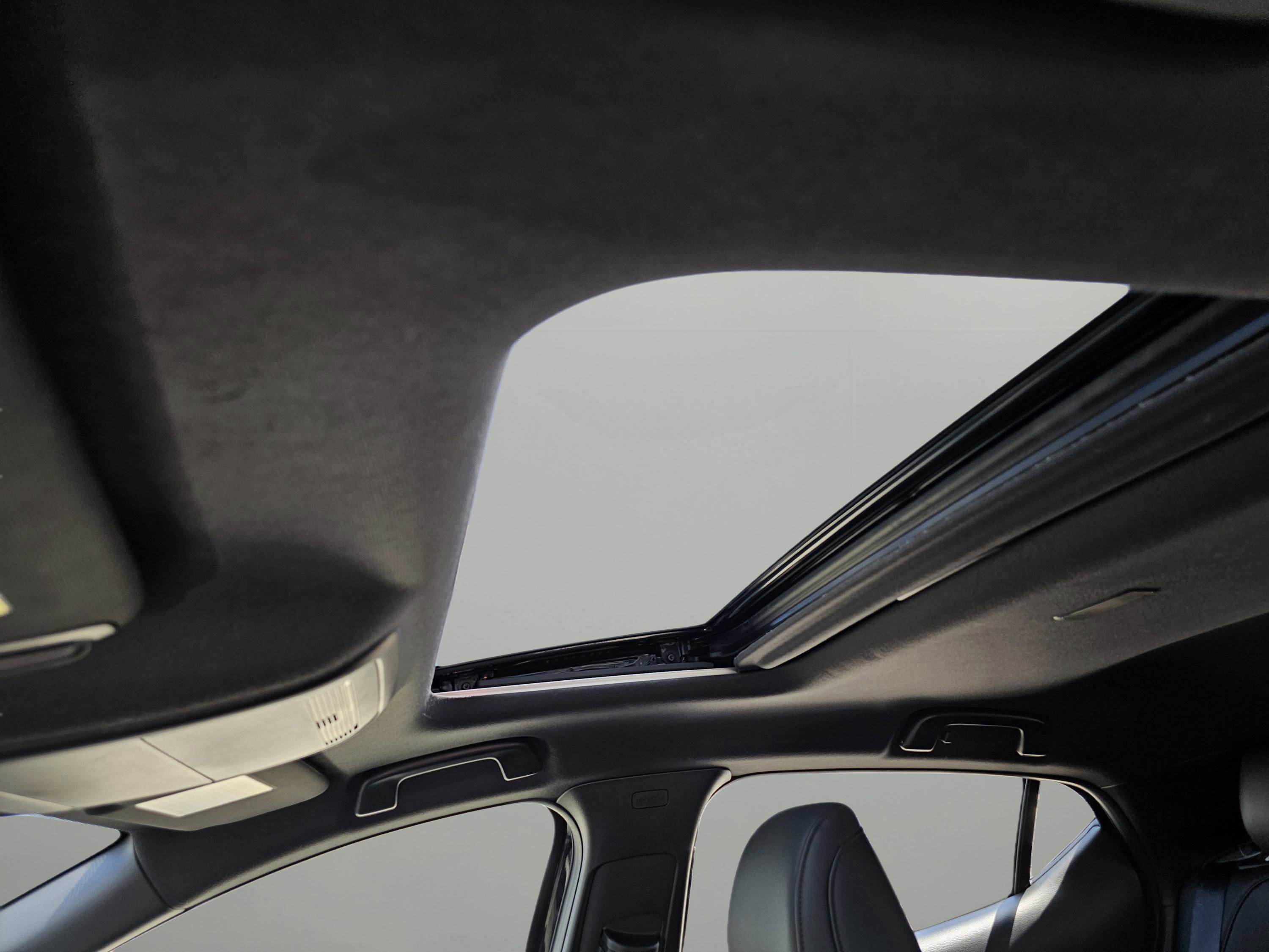 2024 Mazda Mazda3 Hatchback 2.5 s Preferred photo 15