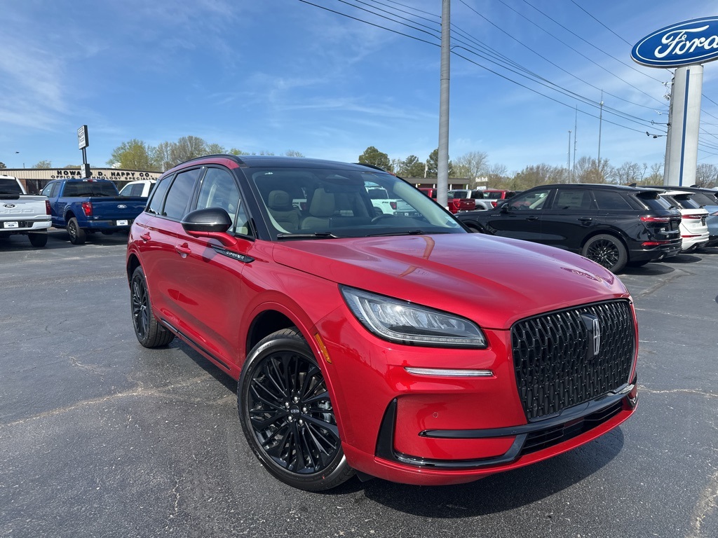 2025 Lincoln Corsair Premiere photo 3
