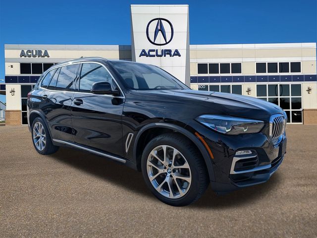 2020 BMW X5 40i's photo