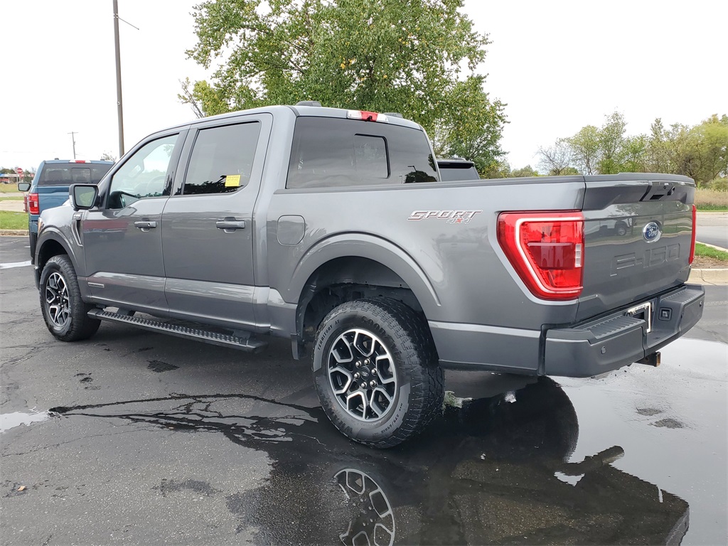 2023 Ford F-150 XLT photo 2