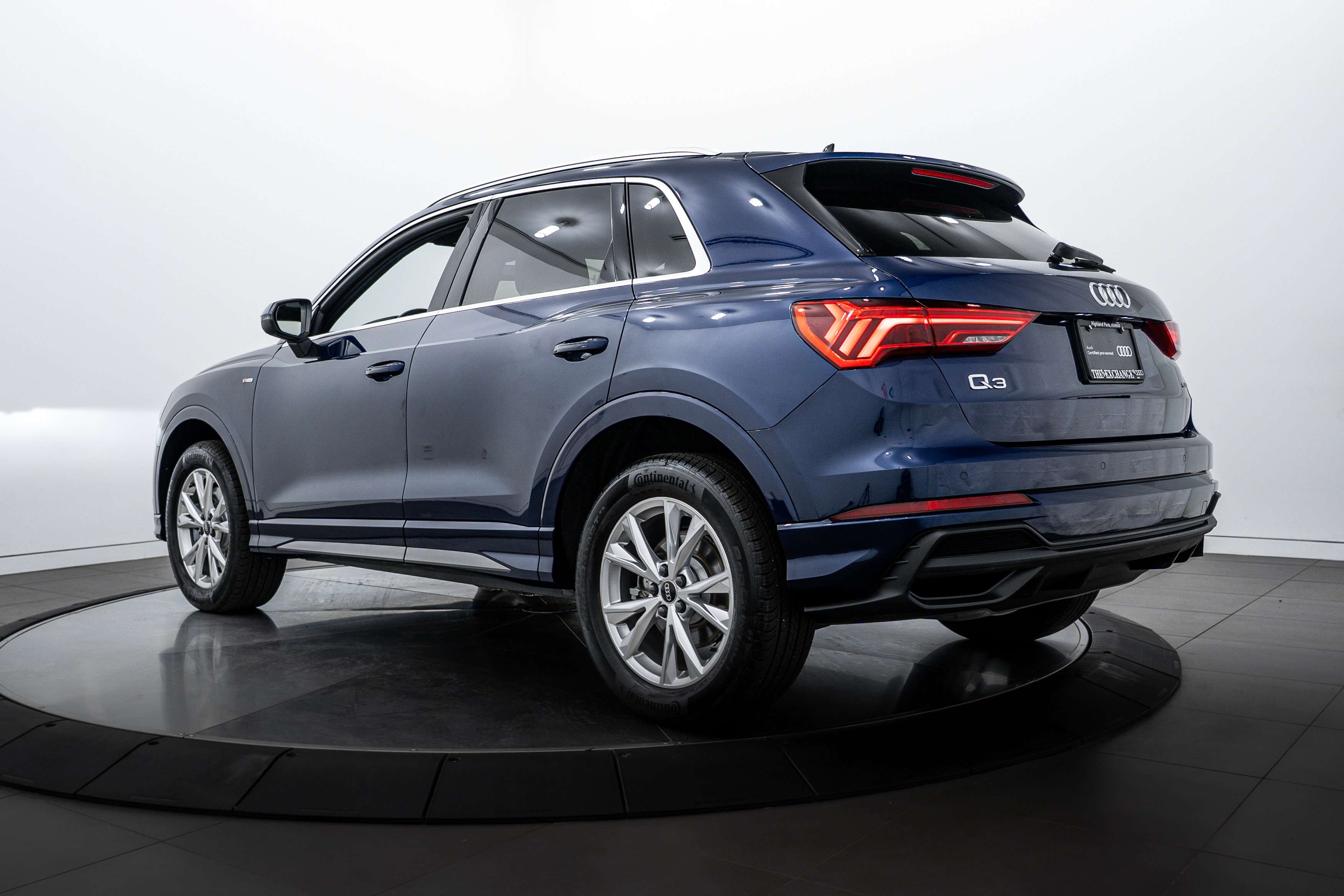 2024 Audi Q3 S line Premium Plus photo 4