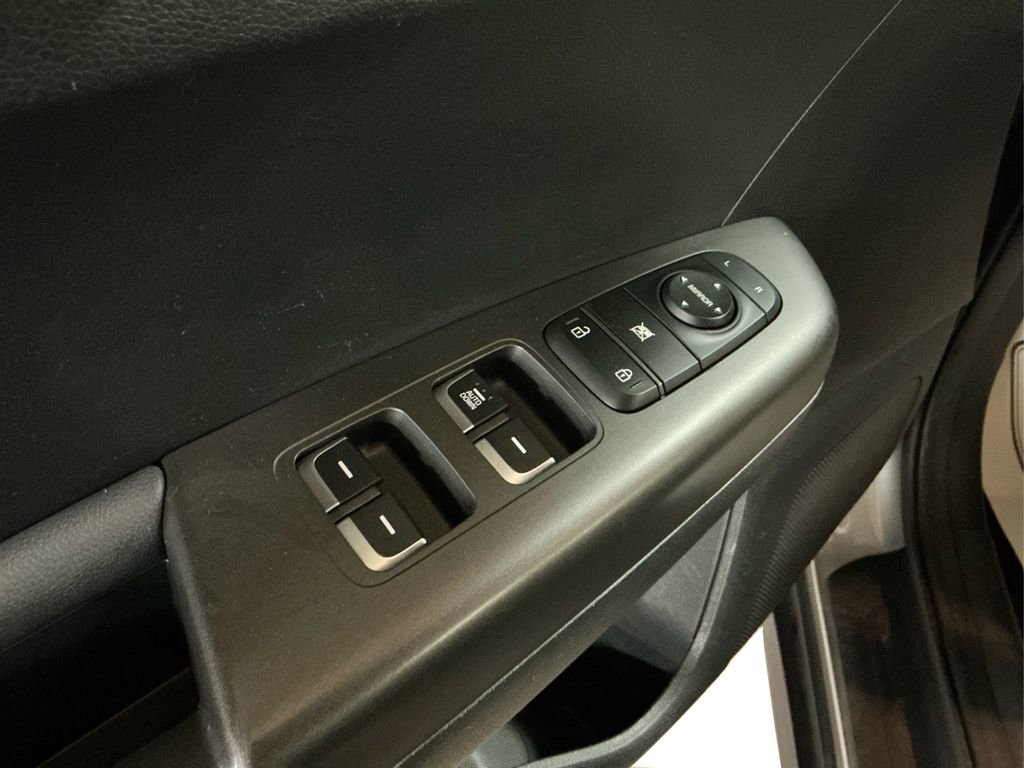 2019 Kia Sportage LX photo 19