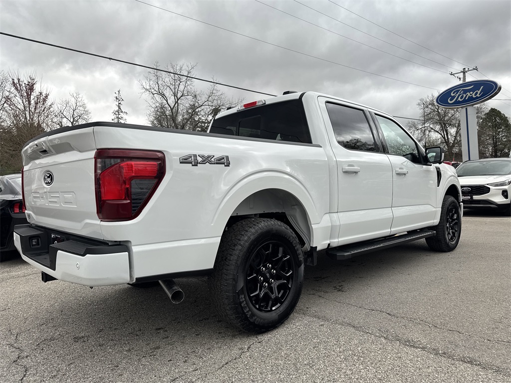 2025 Ford F-150 XLT photo 5