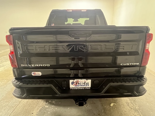 2025 Chevrolet Silverado 1500 Custom photo 10