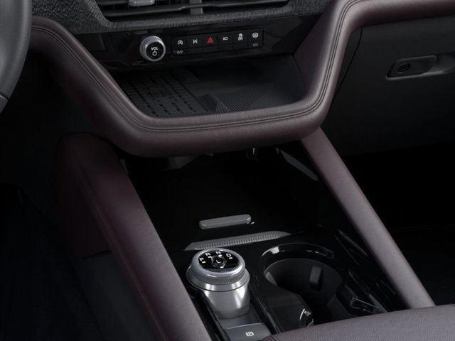 2025 Ford Explorer Platinum photo 4