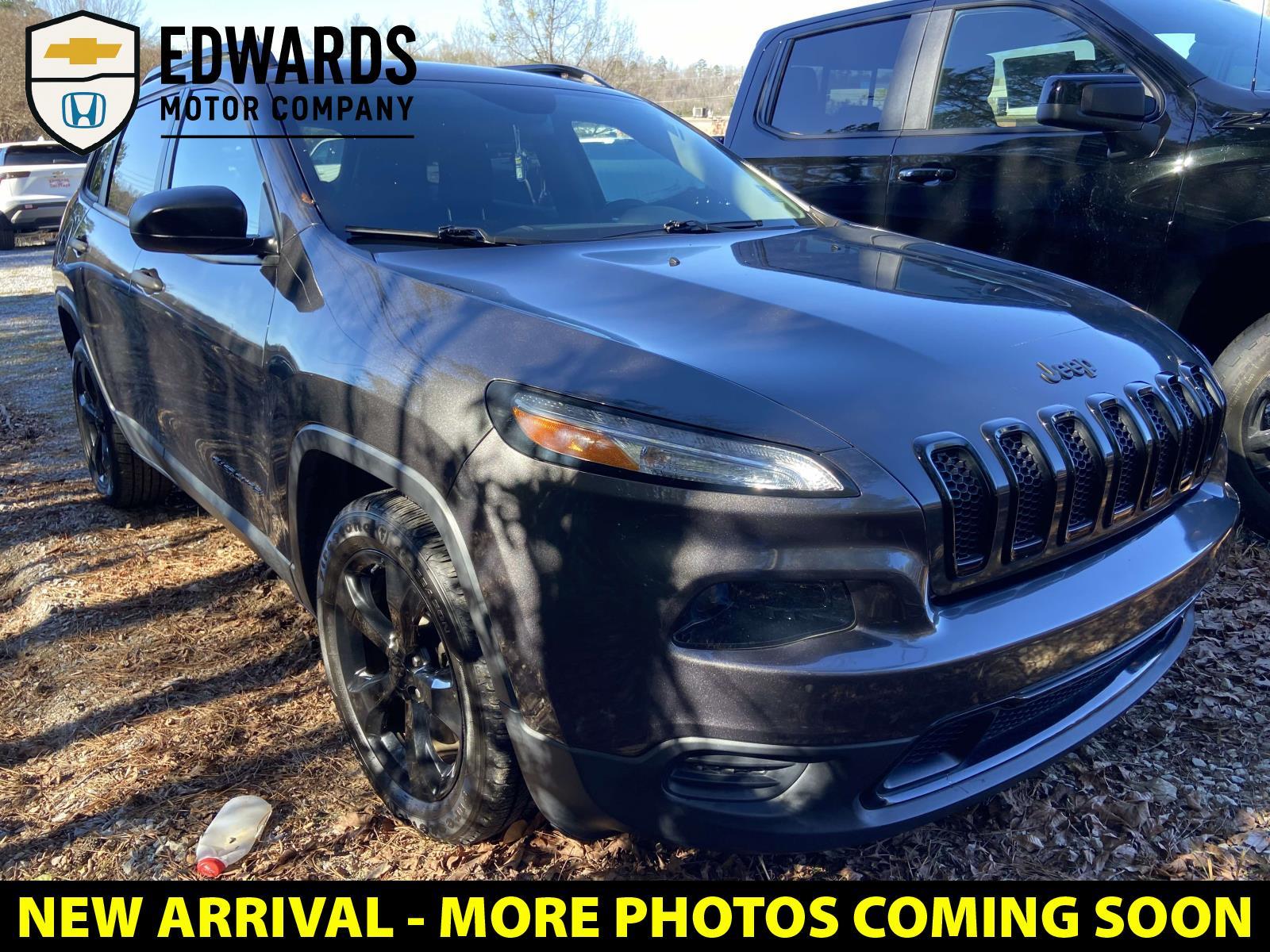 2017 Jeep Cherokee Sport Altitude's photo
