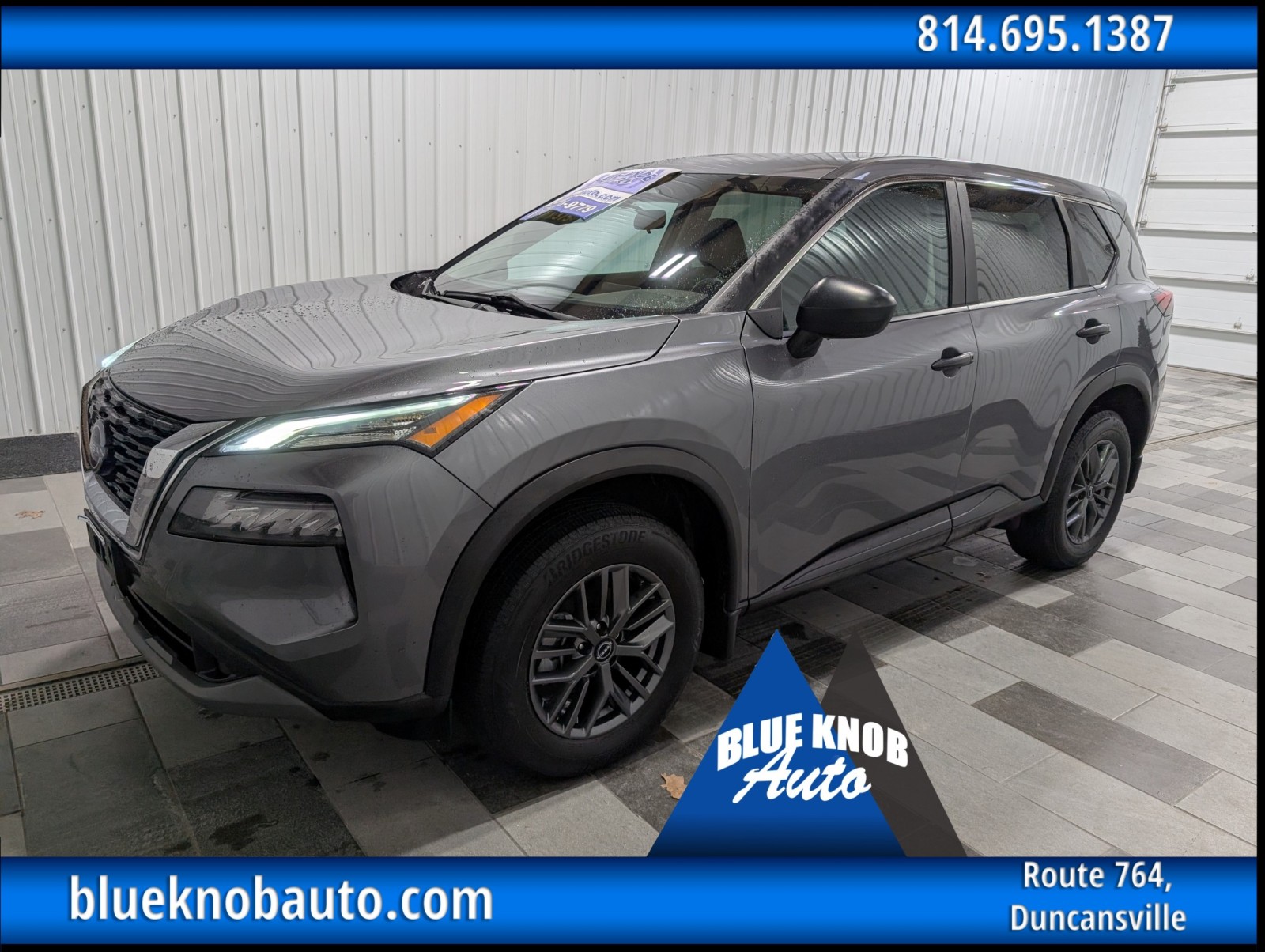 2023 Nissan Rogue S's photo