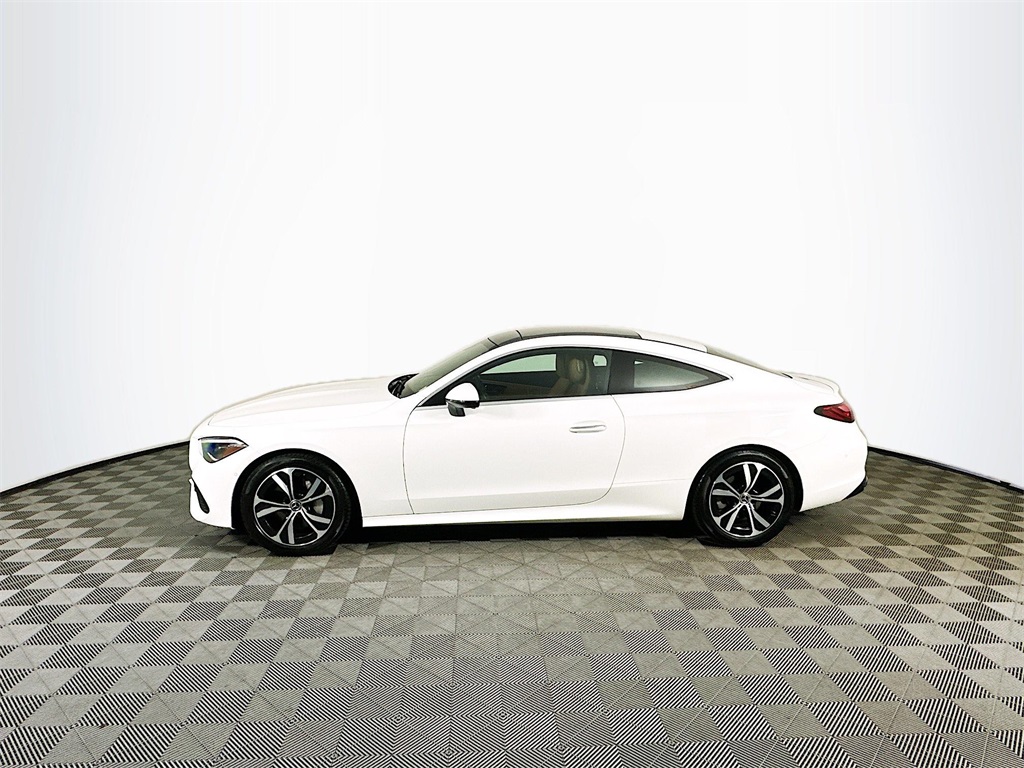 2024 Mercedes Benz CLE 300 photo 3