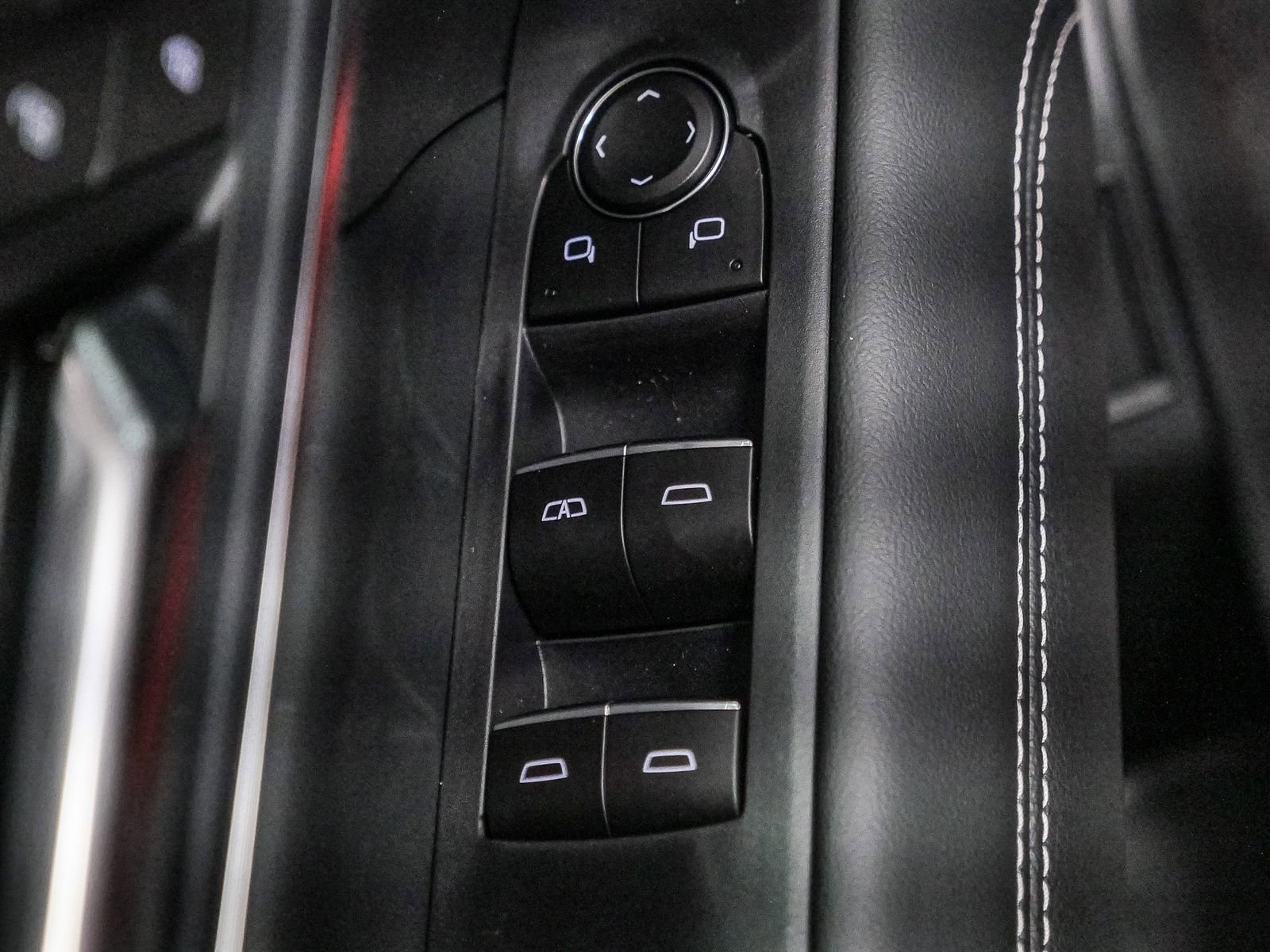 2026 Gmc Terrain Denali photo 14