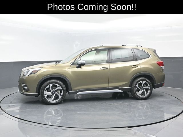 2023 Subaru Forester Touring photo 2
