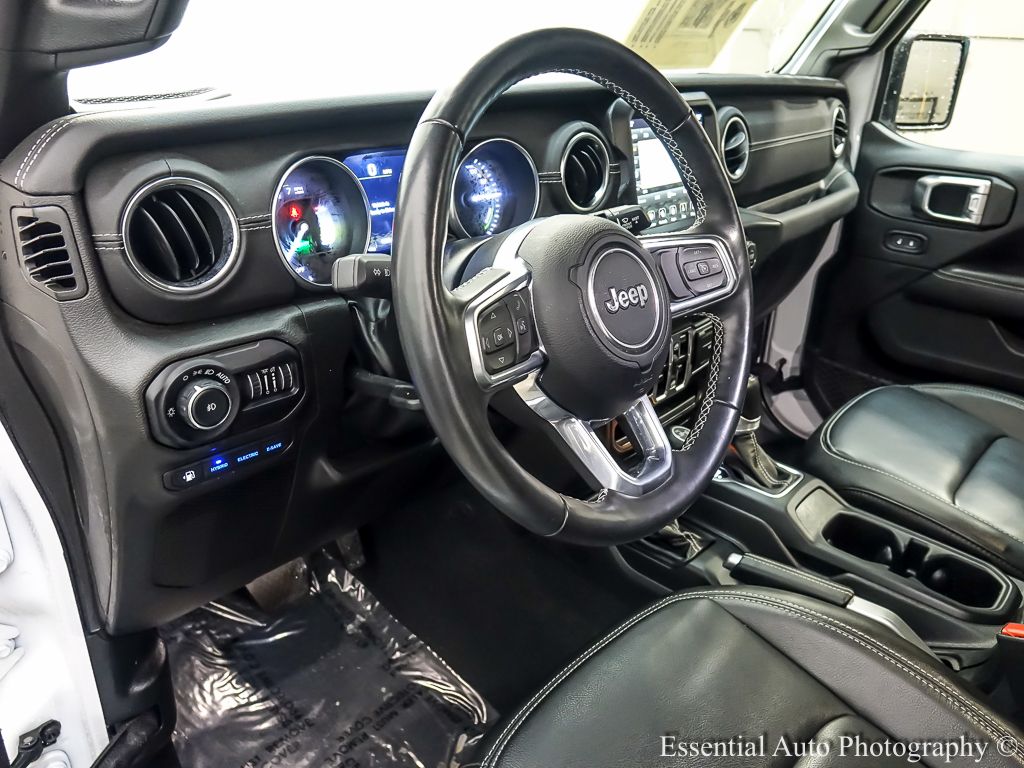 2022 JEEP WRANGLER - Image 11
