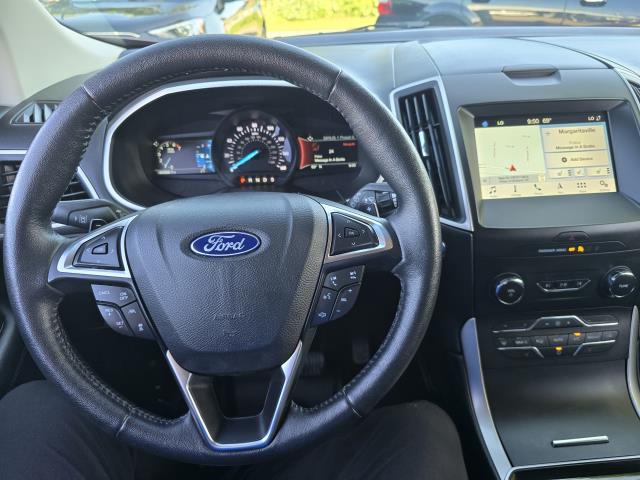 2019 Ford Edge SEL photo 14
