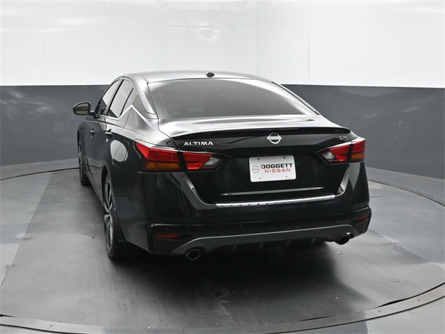 2021 Nissan Altima 2.5 SR photo 8