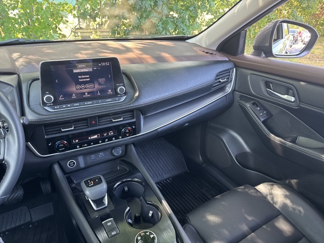 2023 Nissan Rogue SV photo 33
