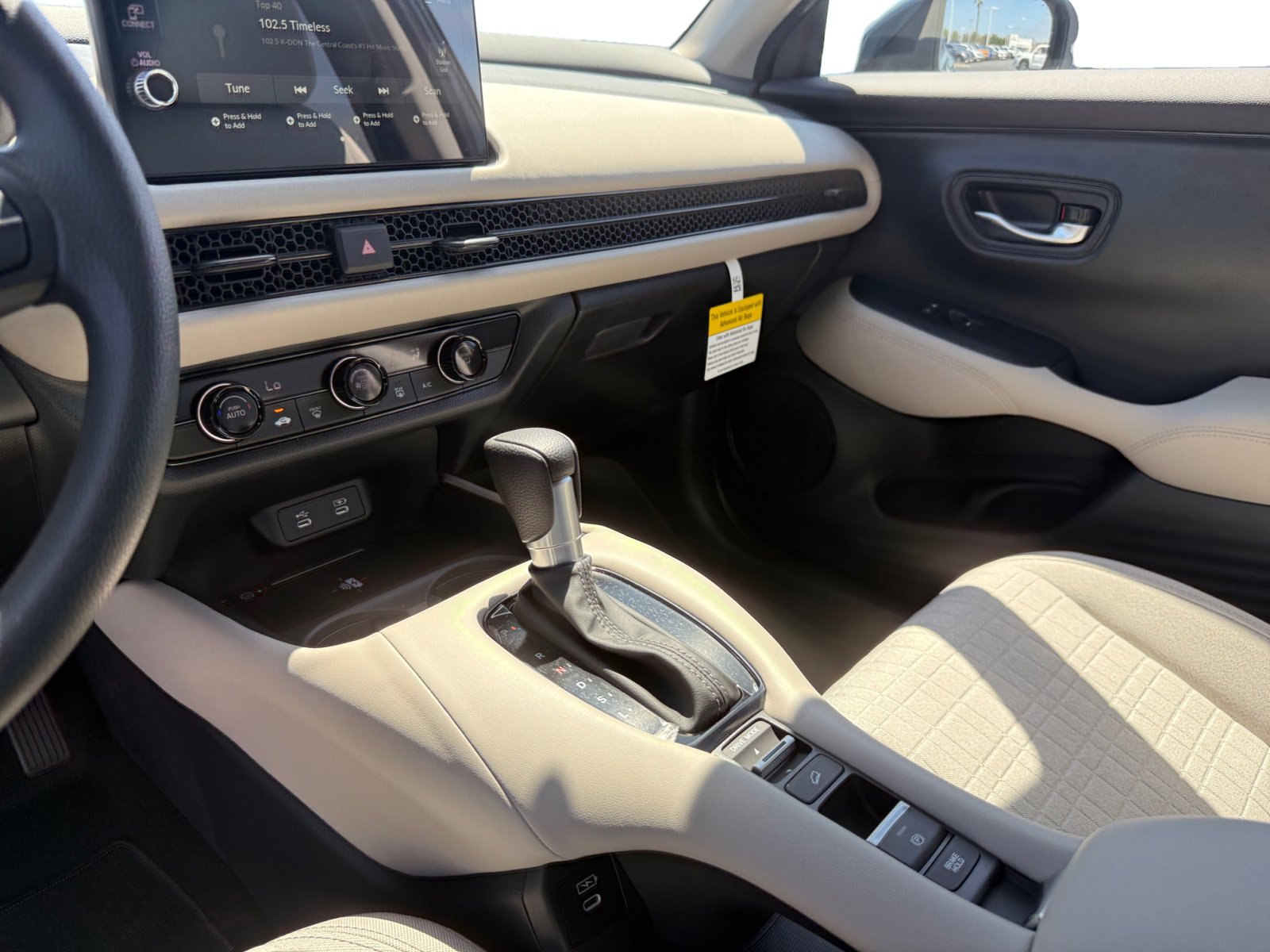 2026 Honda HR-V LX photo 13