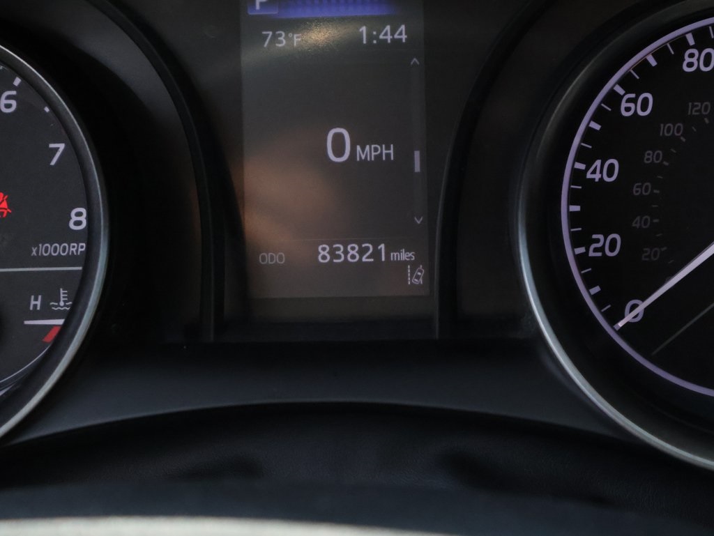 2022 Toyota Camry SE photo 27