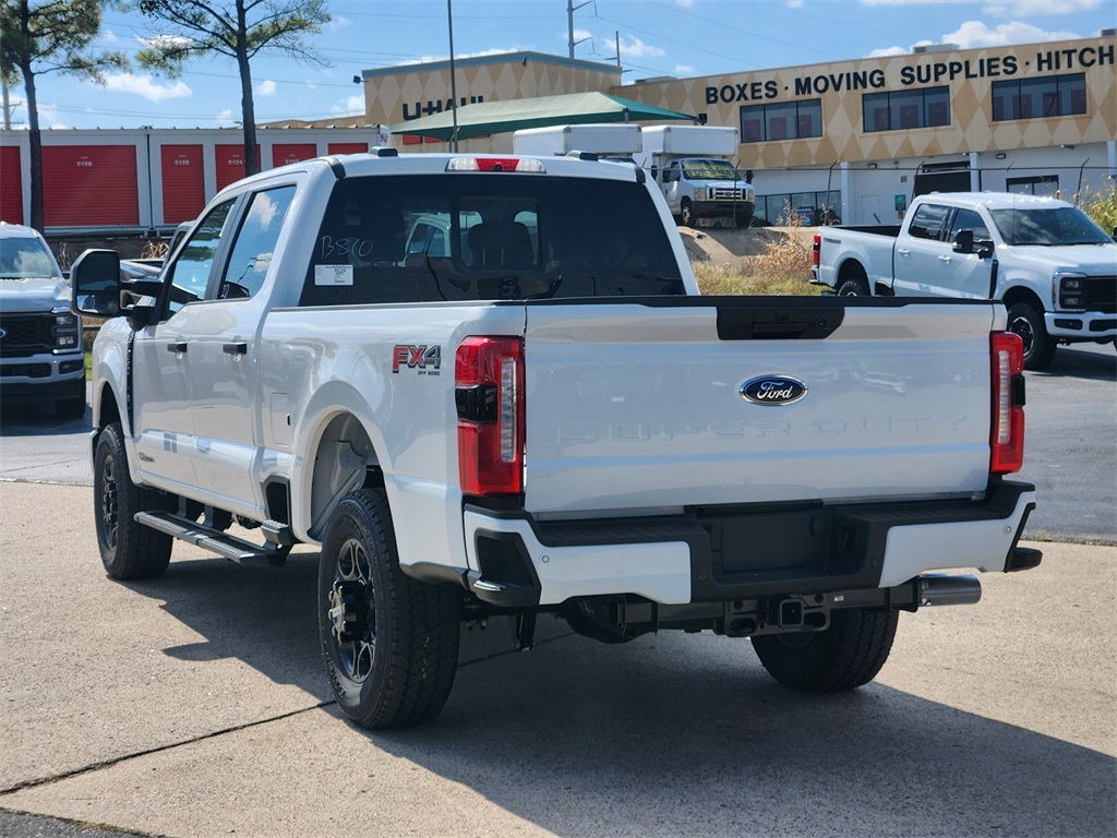 2026 Ford F-250 photo 3