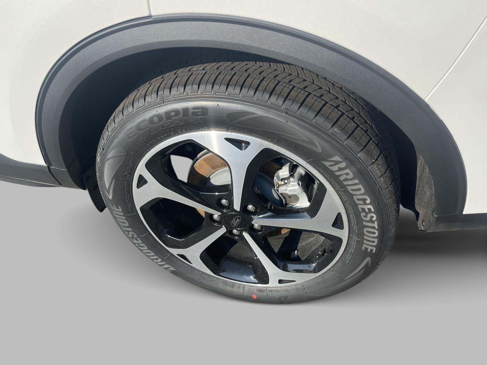2025 Ford Escape ST-Line Select photo 7