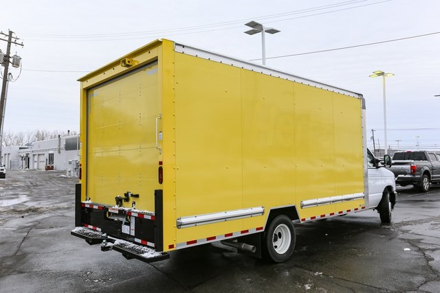 2024 Ford E-350 Base photo 9