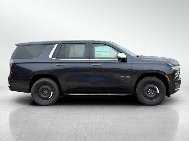 2025 Chevrolet Tahoe Premier photo 2