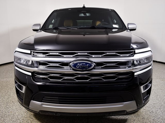 2024 Ford Expedition MAX Platinum photo 2