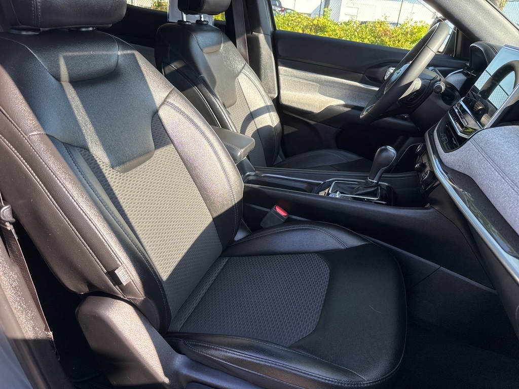 2024 Jeep Compass Latitude photo 32