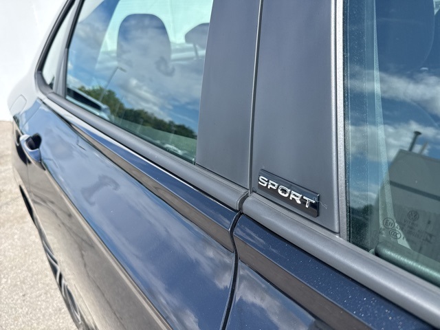 2025 Volkswagen Jetta 1.5T Sport photo 5