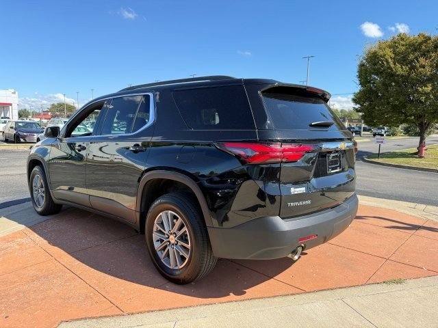 2023 Chevrolet Traverse Cloth photo 3