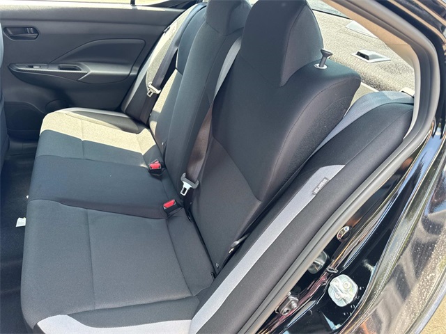 2025 Nissan Versa S photo 14