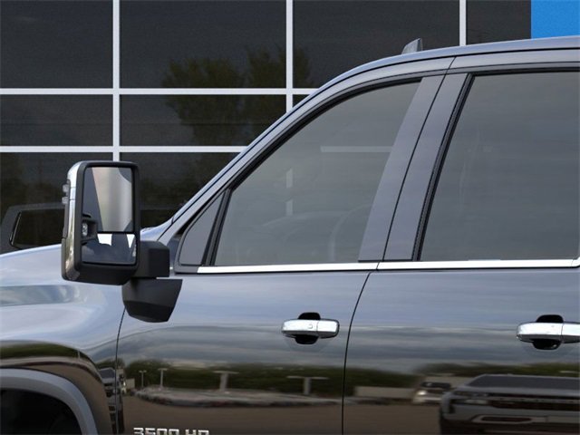 2025 Chevrolet Silverado 3500HD LTZ photo 12
