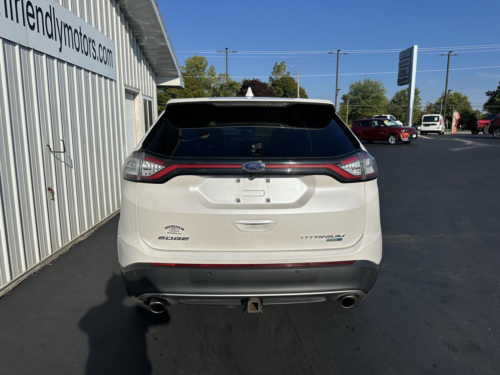 2017 Ford Edge Titanium photo 4