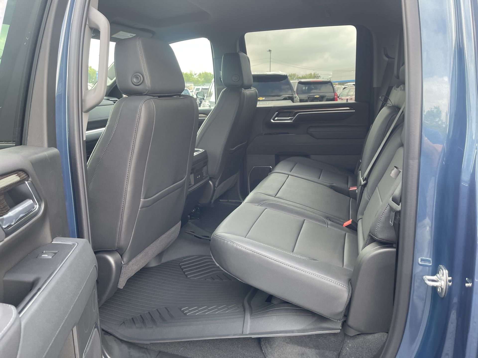 2026 Chevrolet Silverado 2500HD LT photo 47