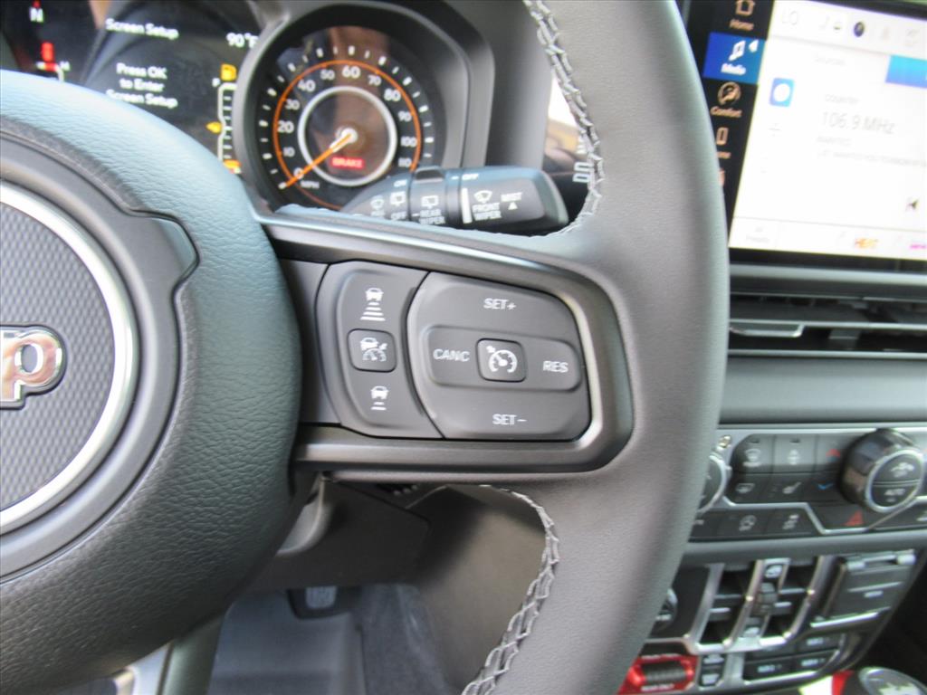 2025 Jeep Wrangler Rubicon photo 19